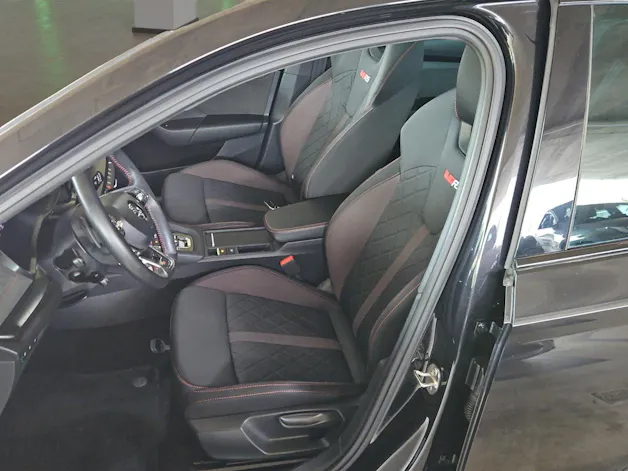 Škoda Octavia Combi 2.0 TDI DSG RS 4x4