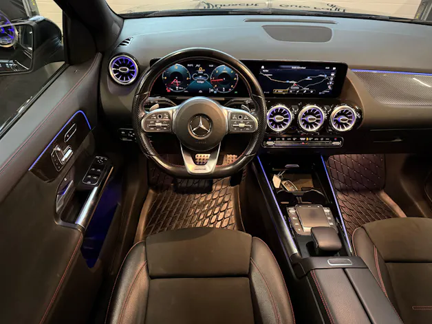 Mercedes-Benz GLA 220d 4Matic AMG Line 8G-DCT