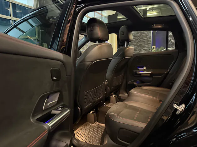 Mercedes-Benz GLA 220d 4Matic AMG Line 8G-DCT