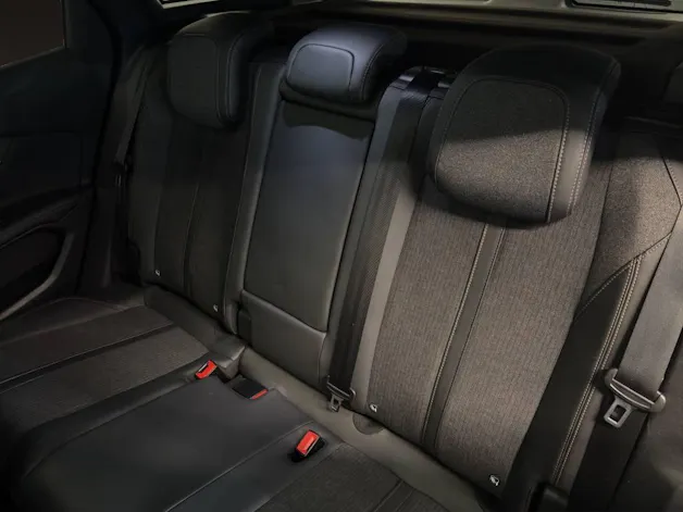 PEUGEOT 3008 1.6 THP GT Line EAT