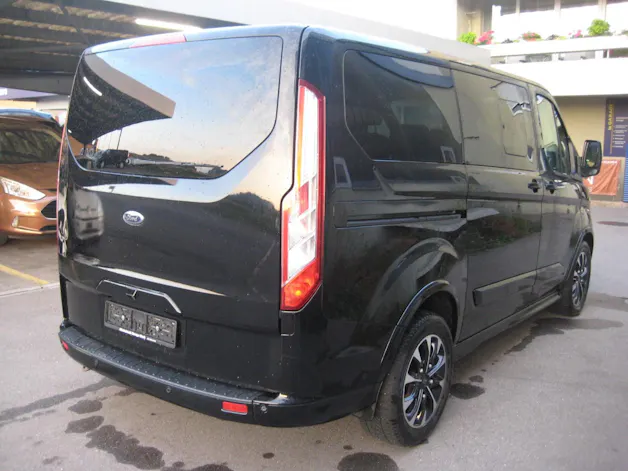 Ford Tourneo Custom 310 L1H1 Sport SelectShift A