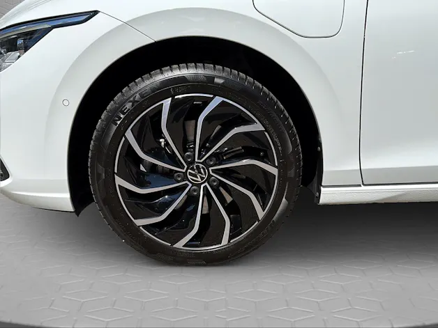 VW Golf 1.4 TSI PHEV Selection