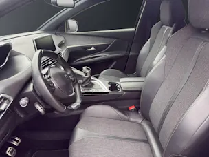 PEUGEOT 3008 1.2 PureTech GT Line