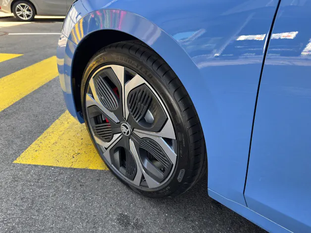 Škoda Octavia Combi 2.0 TSI DSG RS 30 Years Edition