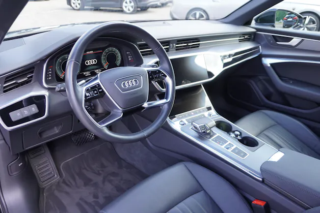 Audi A6 Avant 40 TDI S-tronic S-LINE!!!