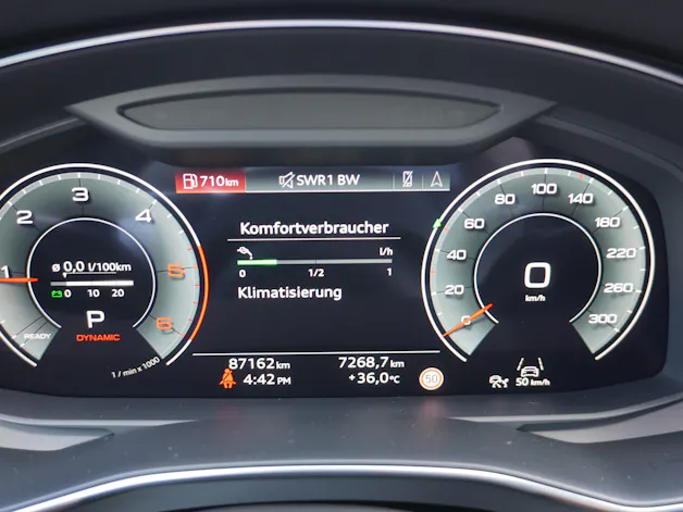 Audi A6 Avant 40 TDI S-tronic S-LINE!!!