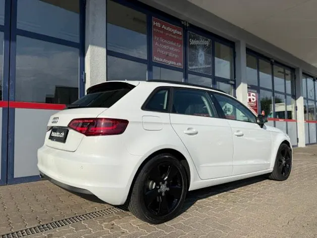 Audi A3 Sportback 2.0 TDI Ambition quattro S-tronic black&white