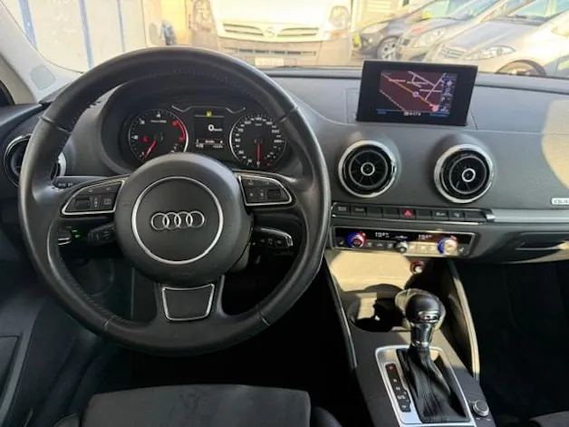Audi A3 Sportback 2.0 TDI Ambition quattro S-tronic black&white