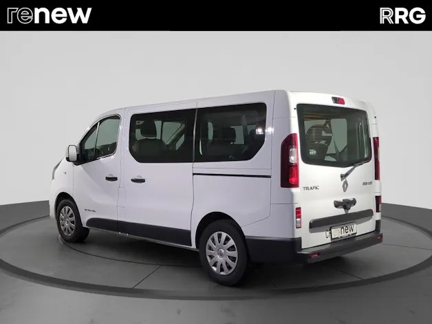 RENAULT Trafic ENERGY dCi 145 Passenger T-Space