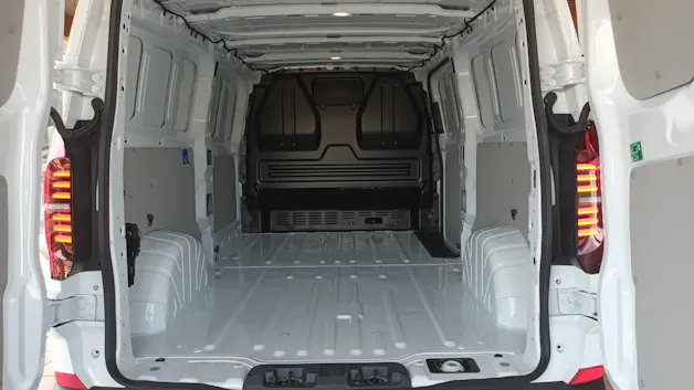 VW Transporter 2.0 TDI Lang