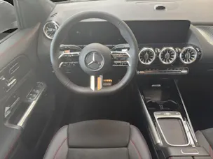 MERCEDES-BENZ GLA 250 4Matic Swiss Star