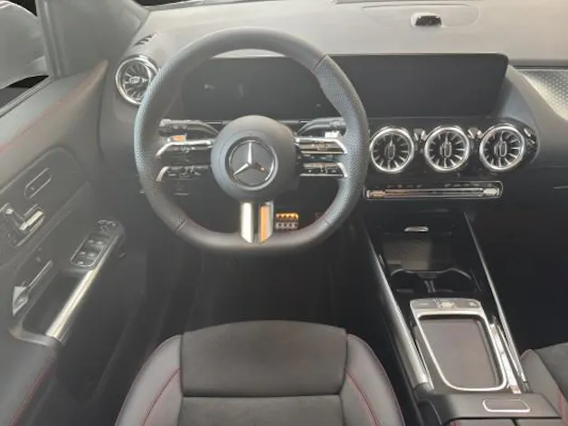 Mercedes-Benz GLA 250 4Matic Swiss Star