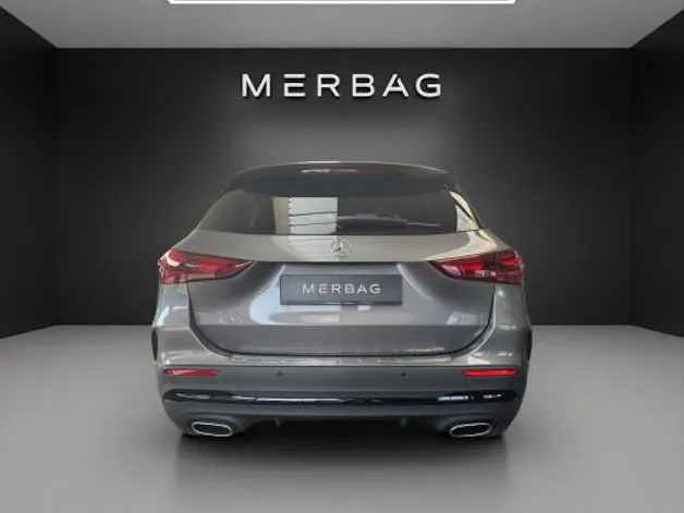 Mercedes-Benz GLA 250 4Matic Swiss Star