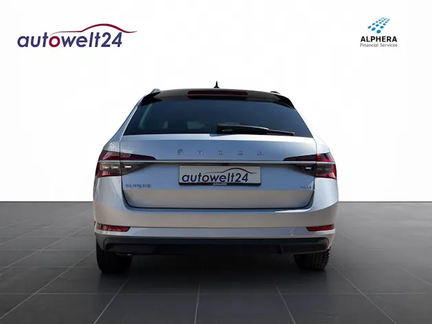Škoda Superb Combi 2.0 TDi Ambition 4x4 DSG
