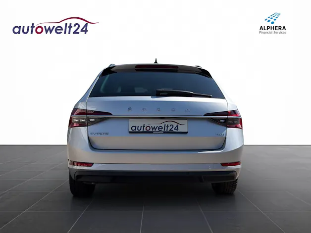 Škoda Superb Combi 2.0 TDi Ambition 4x4 DSG