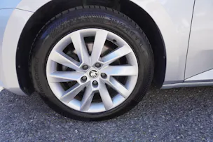 Škoda Superb Combi 2.0 TDi Ambition 4x4 DSG