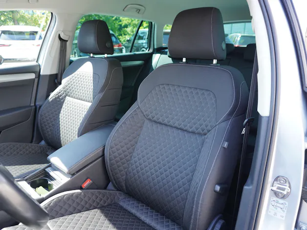 Škoda Superb Combi 2.0 TDi Ambition 4x4 DSG