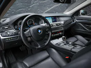 BMW 520d Touring xDrive Steptronic *CH Auto*El. Sitze*Sitzheizung*