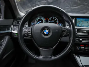 BMW 520d Touring xDrive Steptronic *CH Auto*El. Sitze*Sitzheizung*