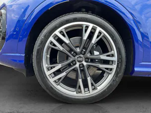 AUDI SQ5 TFSI quattro S-tronic