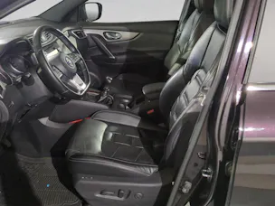 Nissan Qashqai 1.6 DIG-T tekna +