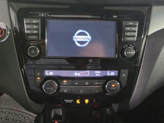 Nissan Qashqai 1.6 DIG-T tekna +