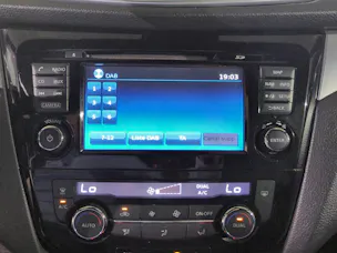 Nissan Qashqai 1.6 DIG-T tekna +