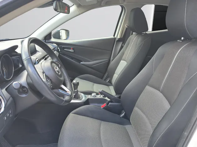 Mazda 2 SKYACTIV-G 115 Revolution