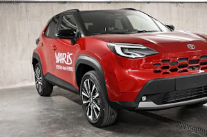 Fahrzeugbild TOYOTA Yaris Cross 1.5 VVT-i HSD Premium AWD-i