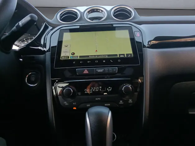 Suzuki Vitara 1.4 T Black Edition Top Hybrid 4x4