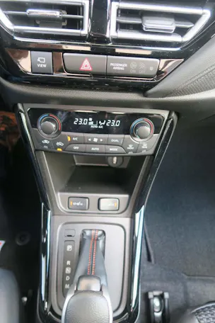 Suzuki S-Cross 1.4 T Black Edition Top Hybrid 4x4