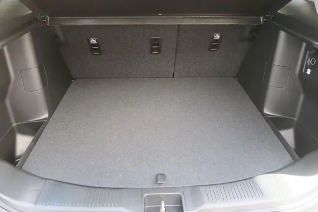Suzuki S-Cross 1.4 T Black Edition Top Hybrid 4x4