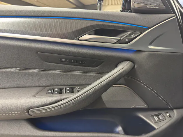 BMW 530e xDrive M-Sport Steptronic