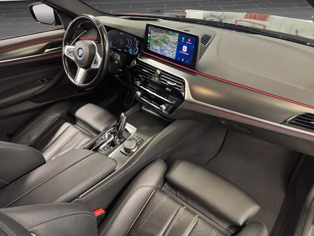 BMW 530e xDrive M-Sport Steptronic