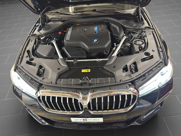 BMW 530e xDrive M-Sport Steptronic