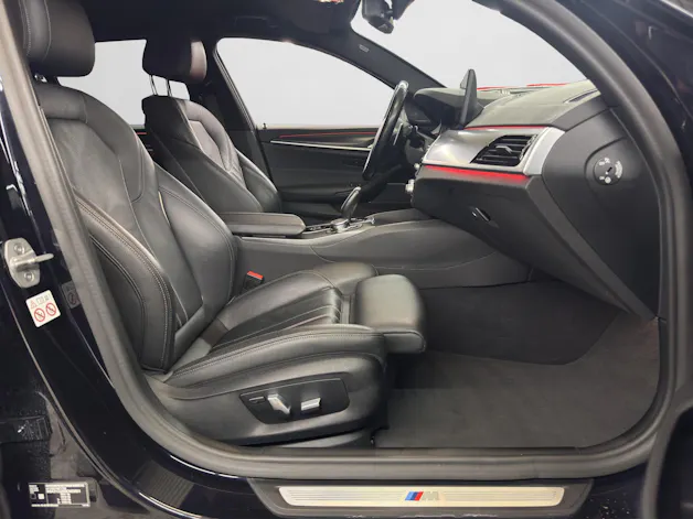 BMW 530e xDrive M-Sport Steptronic