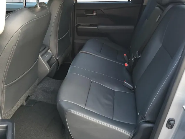 Toyota Hilux Double Cab.-Pick-up 2.8 style