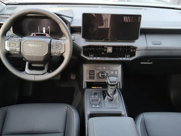 Toyota Hilux Double Cab.-Pick-up 2.8 style