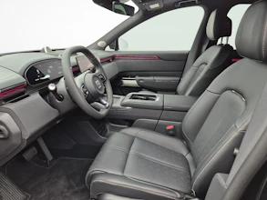 https://vehicle.imgix.net/4434007/f0fd9d2e-13ab-4af8-b047-bc61f2712297.jpg