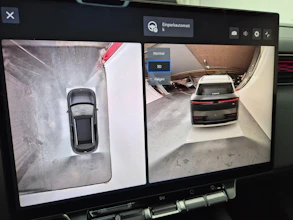 https://vehicle.imgix.net/4434011/a9be9cb6-4382-4388-8535-22cd5706665c.jpg