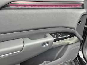 https://vehicle.imgix.net/4434016/82903c33-a173-49a1-9543-9bebde8f5f4d.jpg