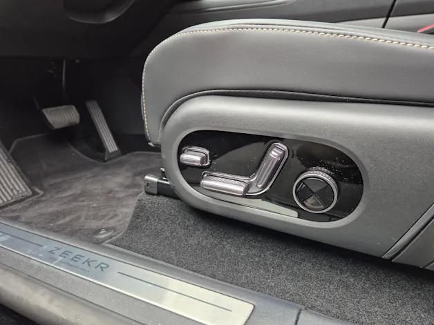 ZEEKR 7X Privilege AWD - ab 1.29% Leasing möglich