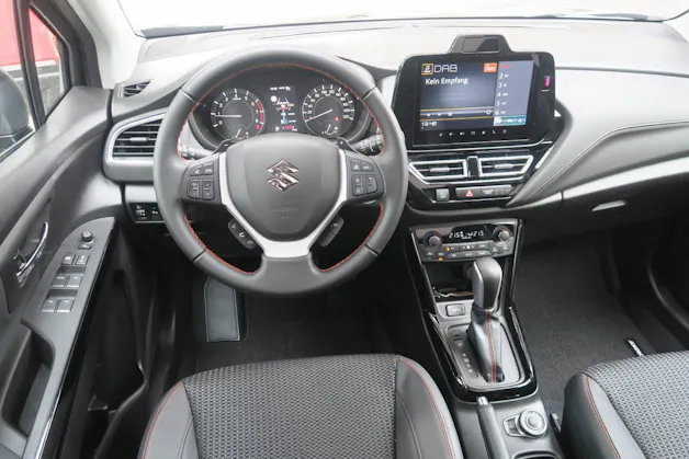 Suzuki S-Cross 1.4 T Black Edition Top Hybrid 4x4