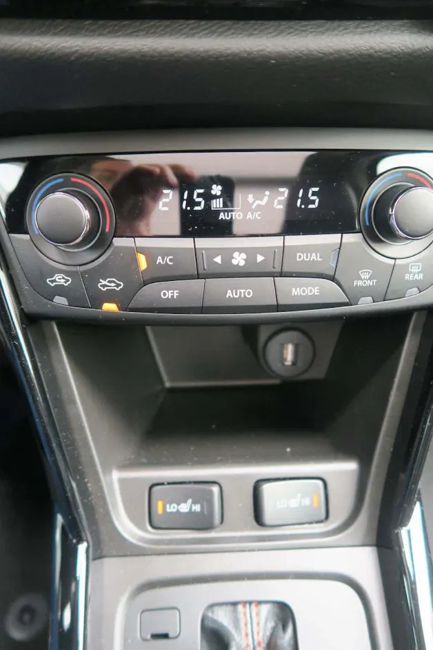 Suzuki S-Cross 1.4 T Black Edition Top Hybrid 4x4