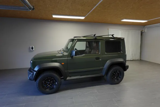 Suzuki Jimny Country 1.5 Compact+