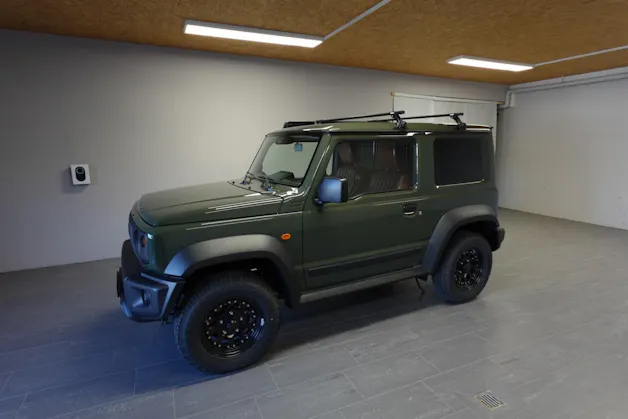 Suzuki Jimny Country 1.5 Compact+