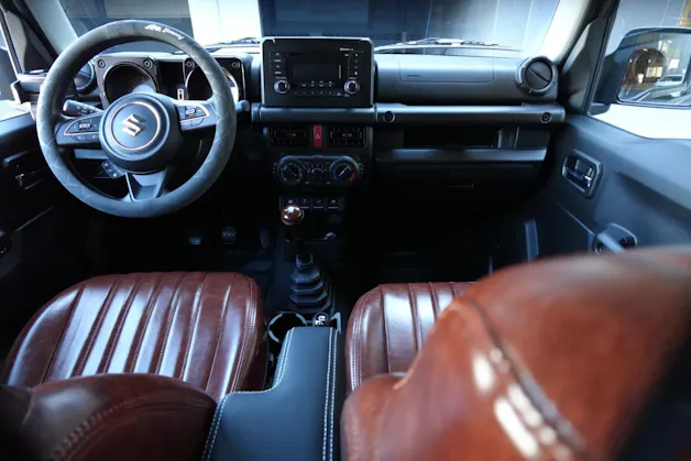 Suzuki Jimny Country 1.5 Compact+