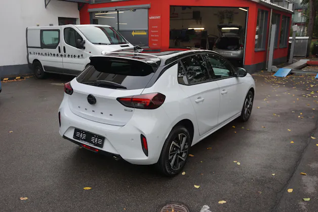 Opel Corsa 1.2 T Hybrid GS Celebration Edition
