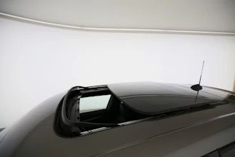 https://vehicle.imgix.net/4434139/681ed5ed-b58a-4b62-87d0-7882e97d7fbc.jpg