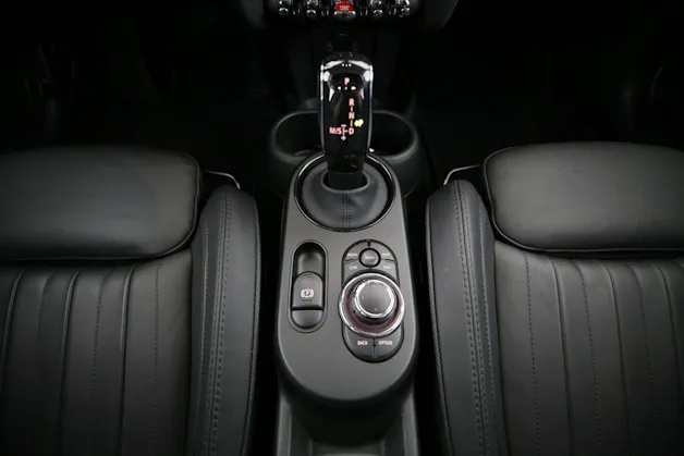 MINI F55 2.0i Cooper S SDKG